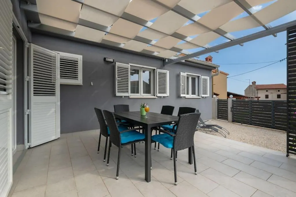 Holiday home Casa Astra Villa Marcana